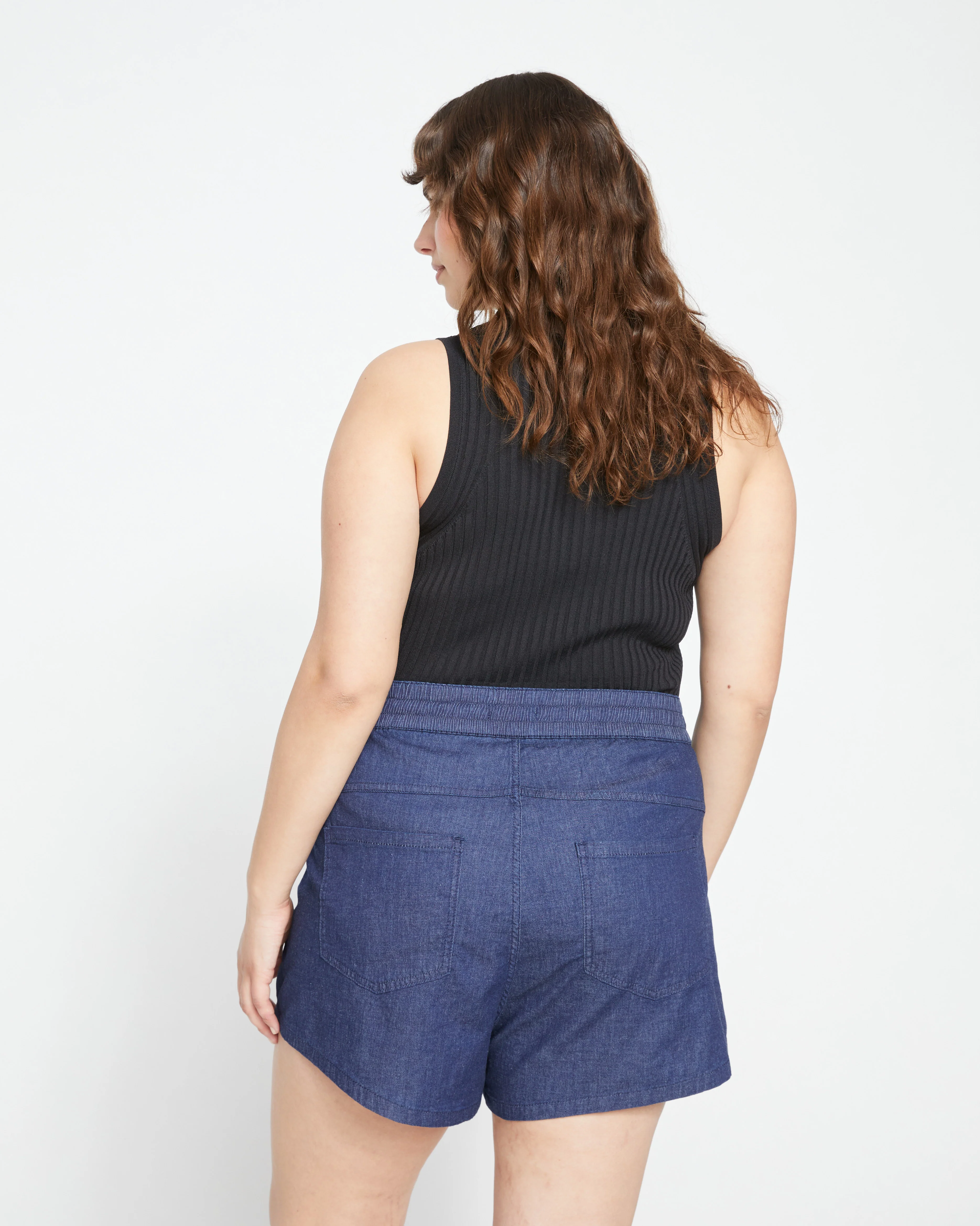 Capri Chambray Shorts - Dark Indigo - Image 4