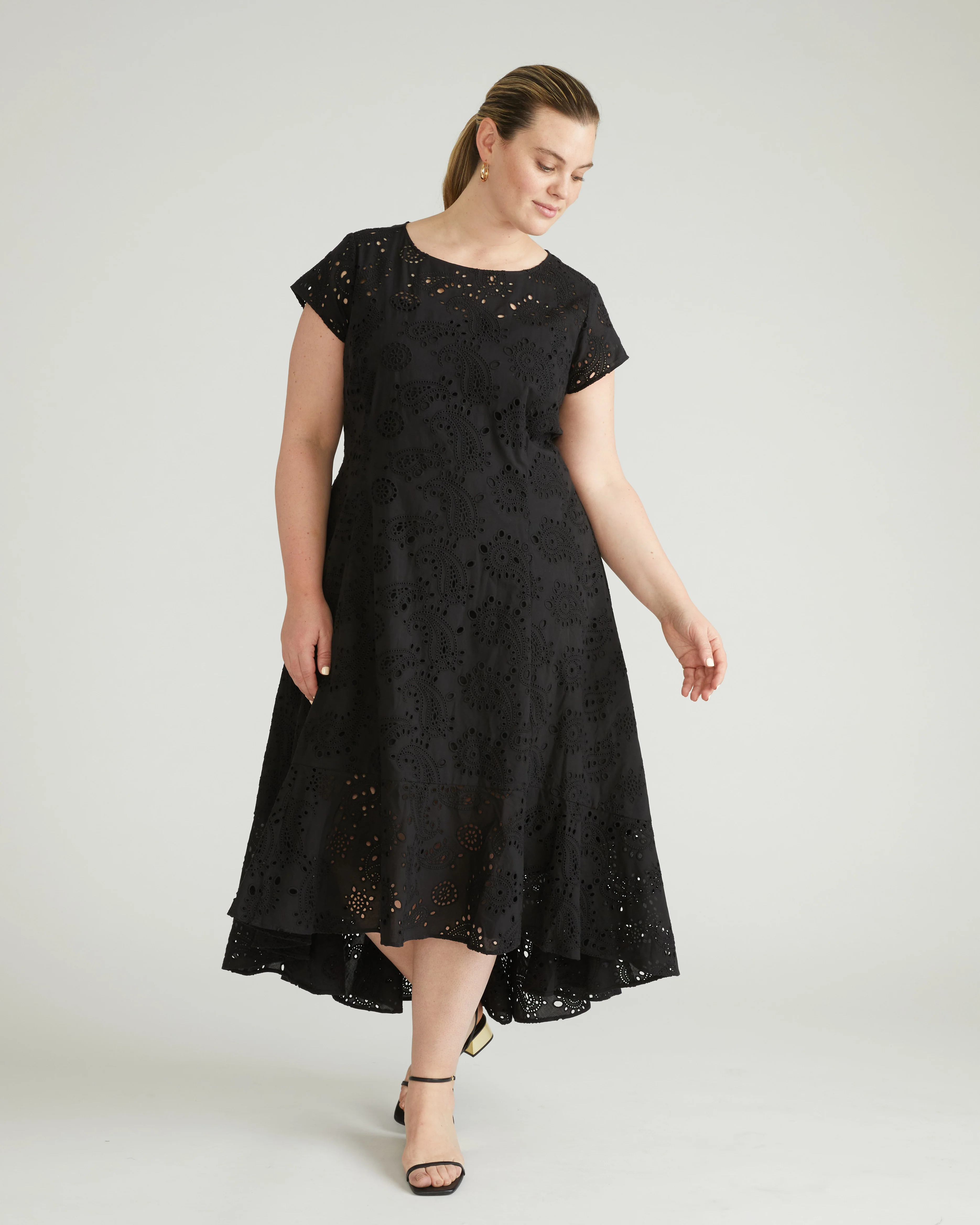 Sunset Cotton Eyelet Flounce Dress - Black - Image 3